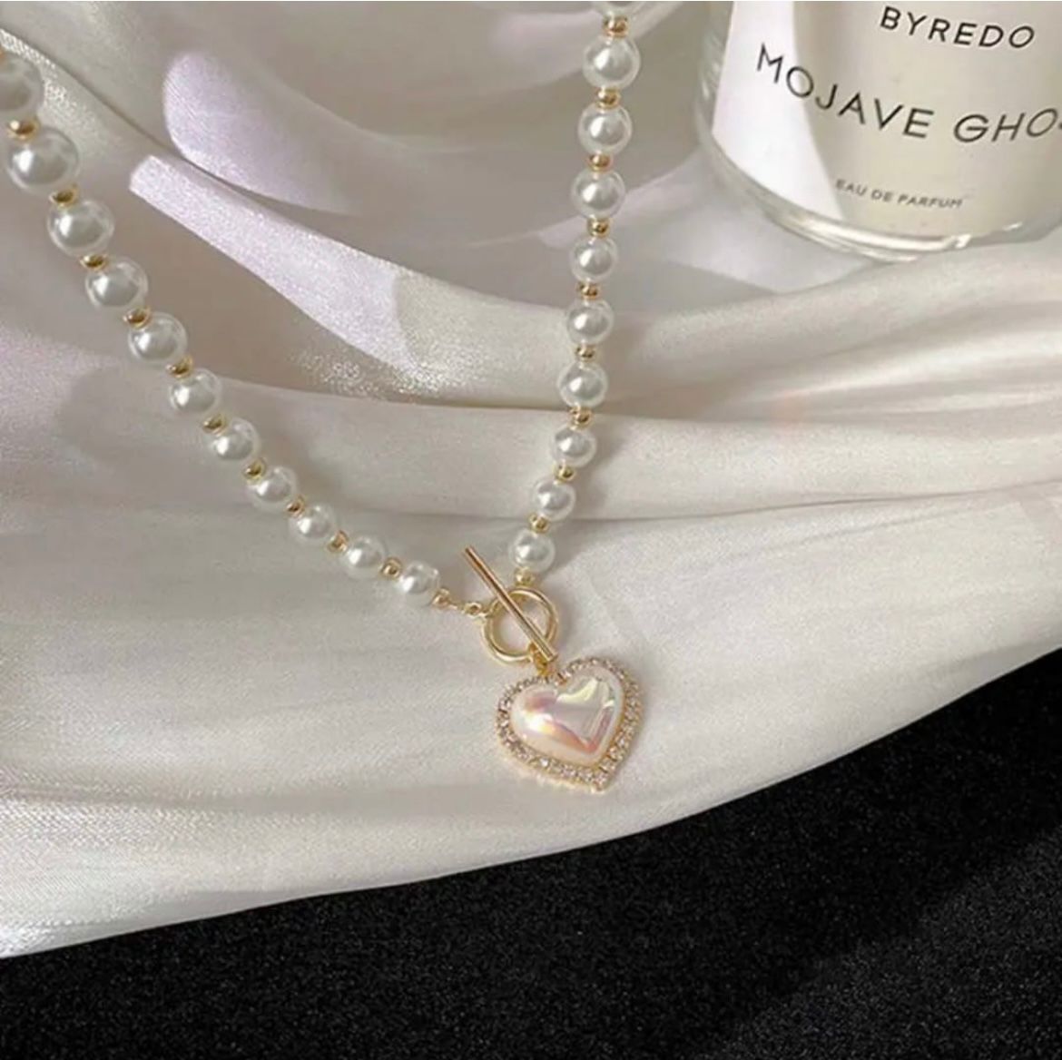 White Heart Pearl Necklace