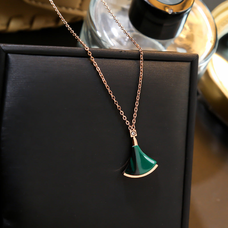 Green Savarna Classic Neclace