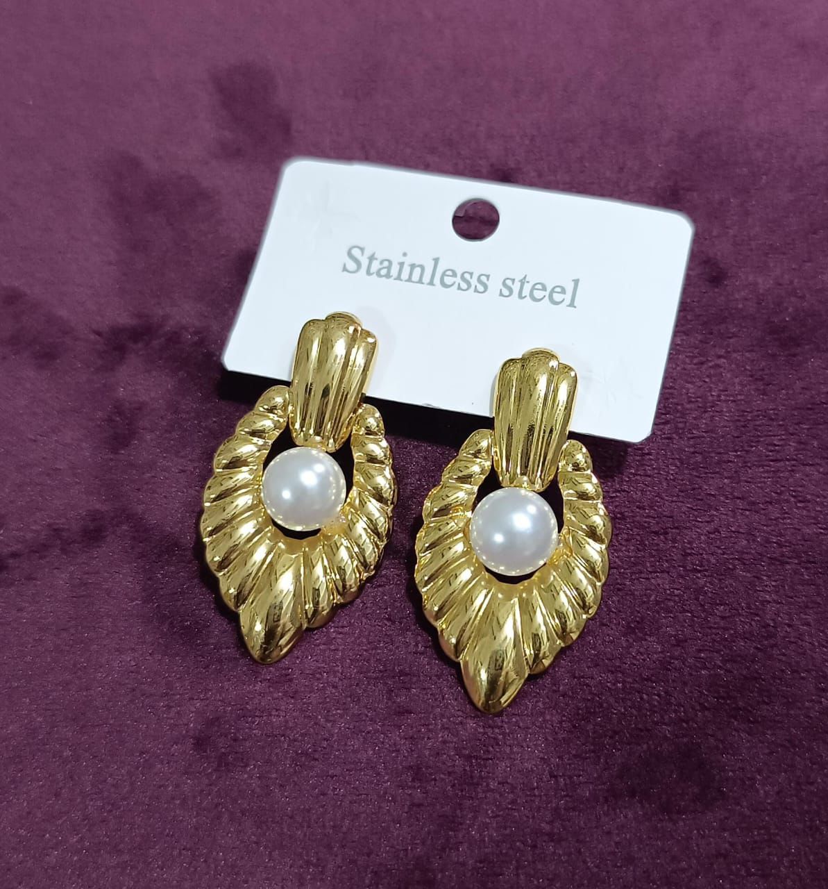 Antitarnesh Leaf Style Gold plated Earring