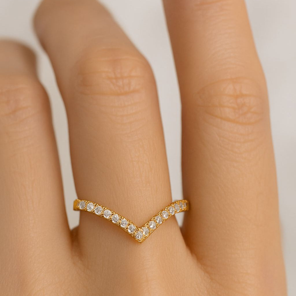 V Shaped Zicron Ring