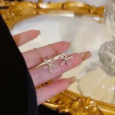 Flower Ad earring