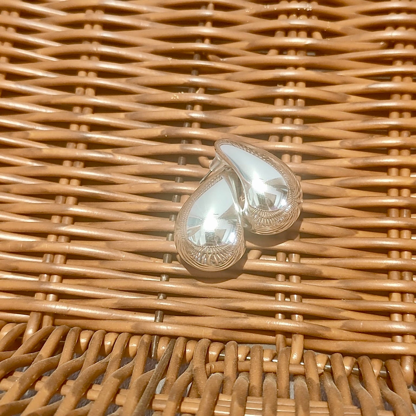 Tear drop Earring