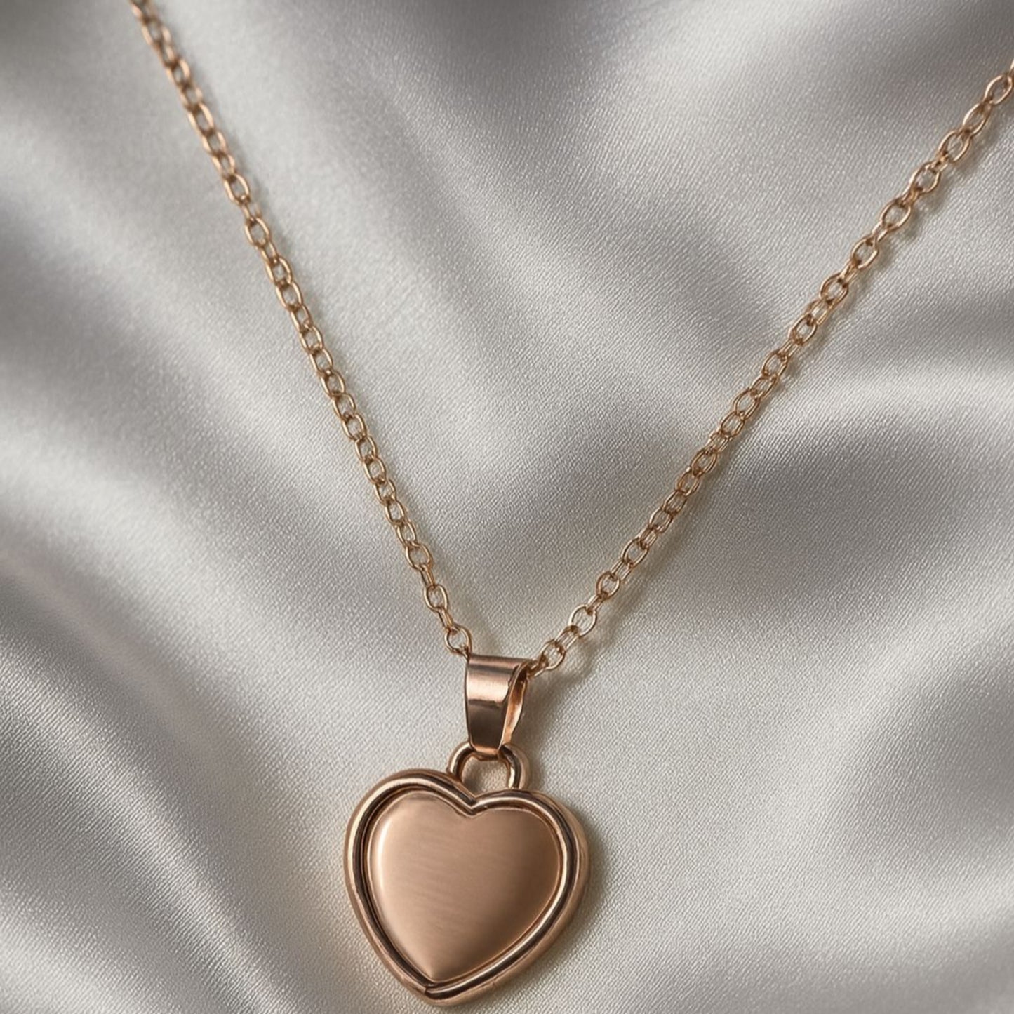 Aesthetic Trendy Heart Locket