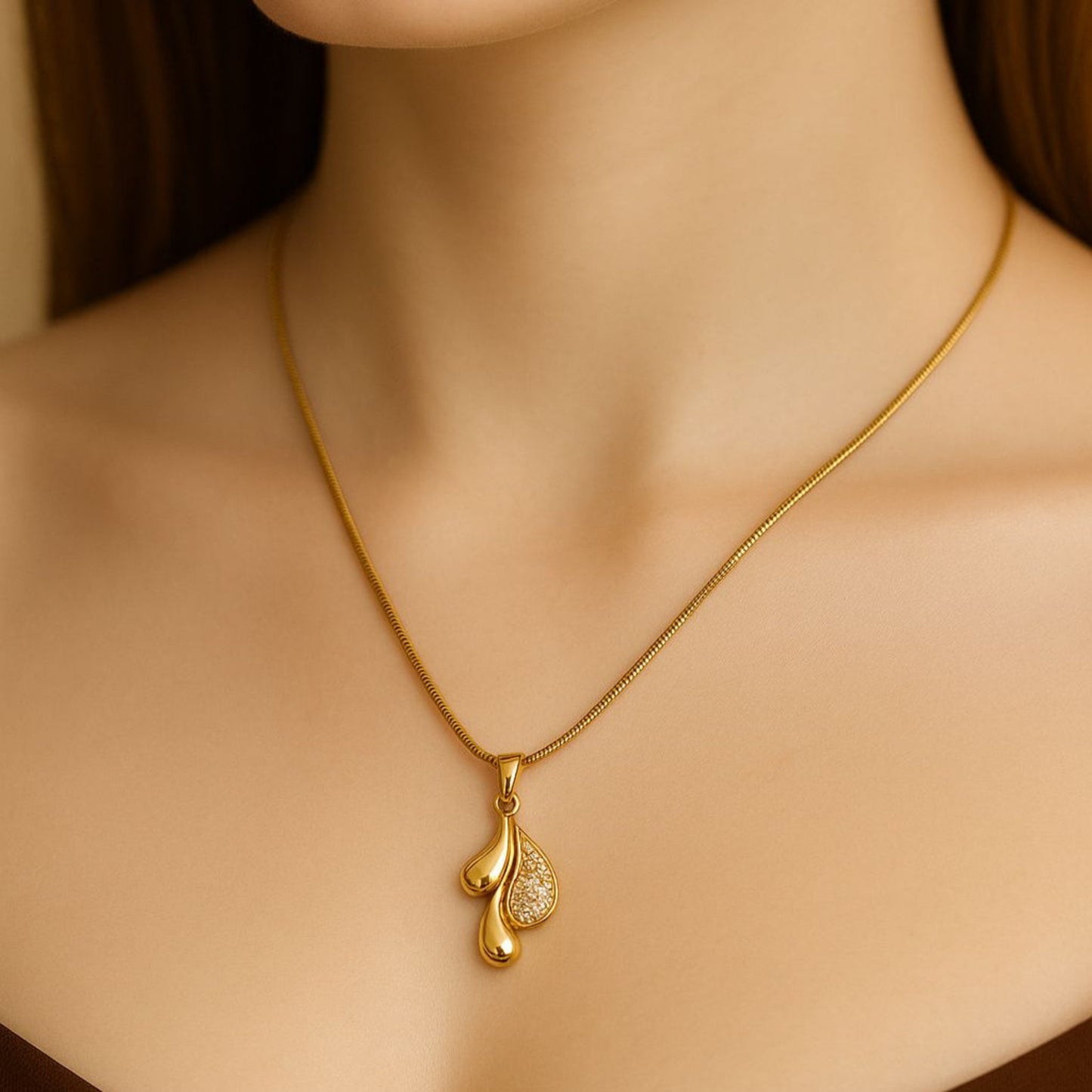 Gold Toned unisex Pendant