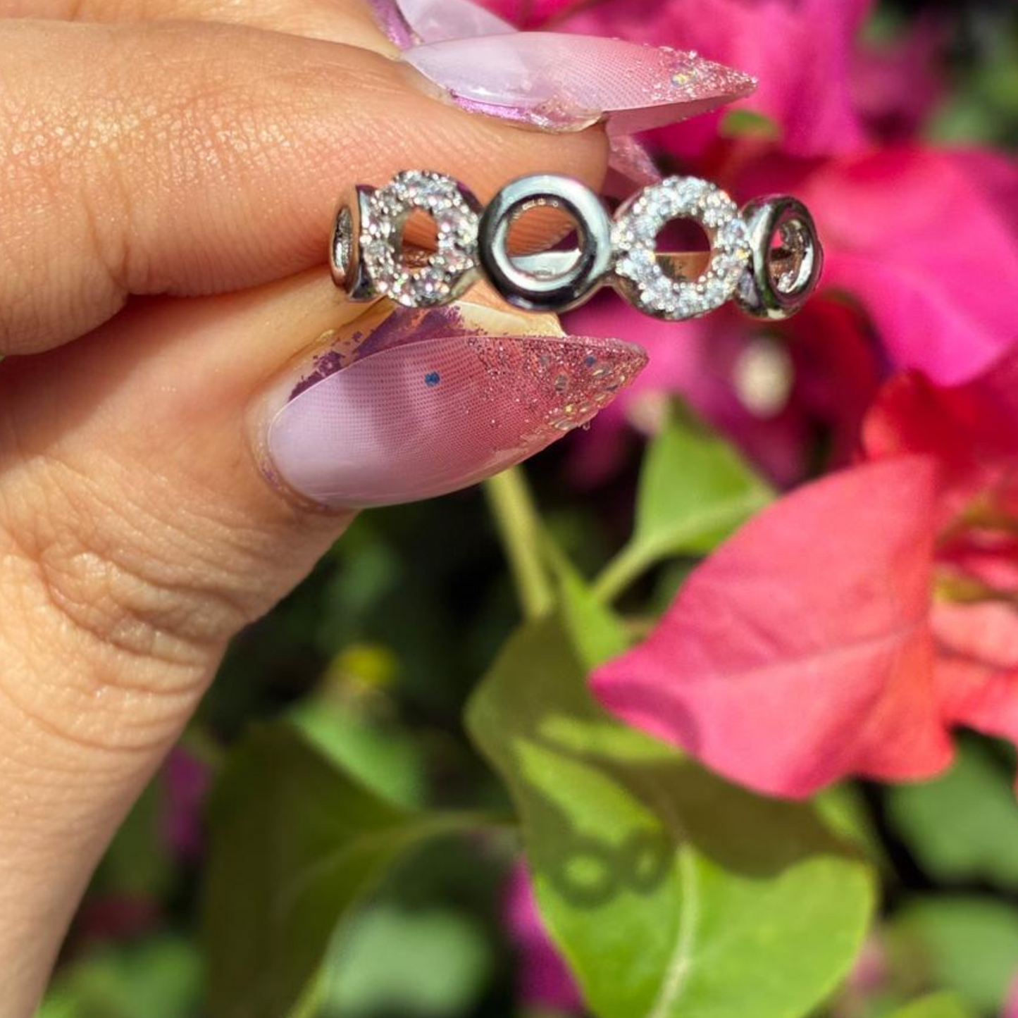 circle zicron Ring