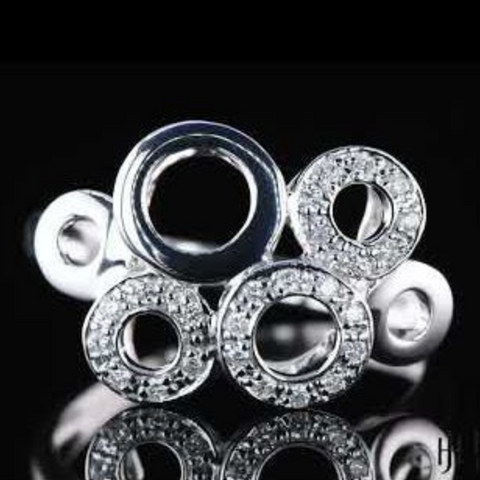 Fancy white Circle style Ring