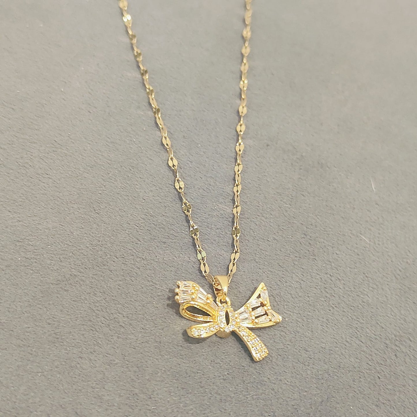 Gold plated Bow Pendant