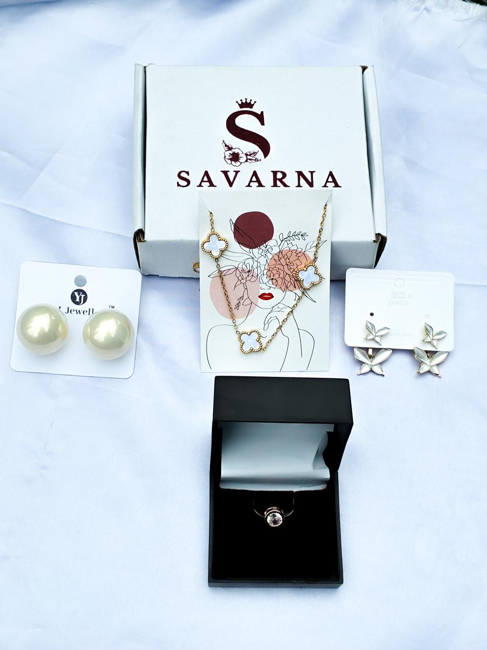 White Clove Hamper