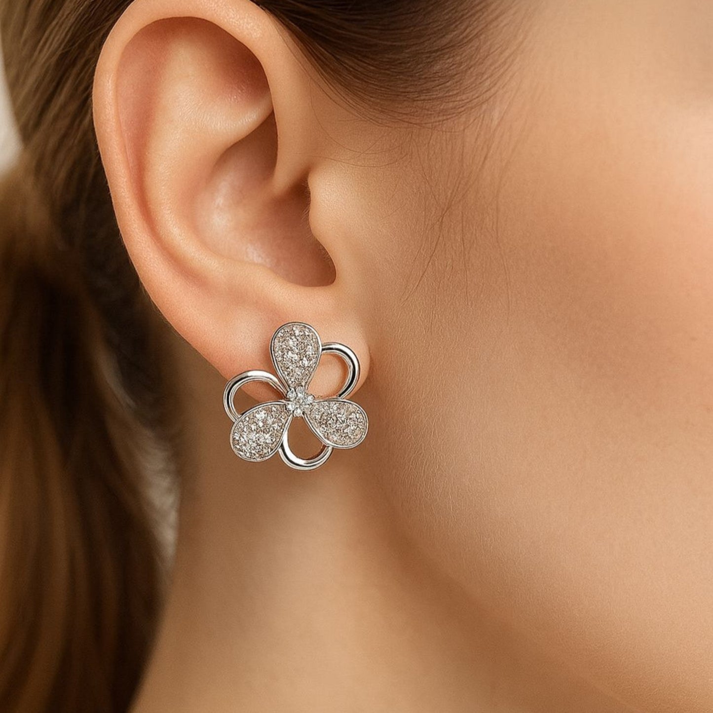 Silver Knotted Earring Stud