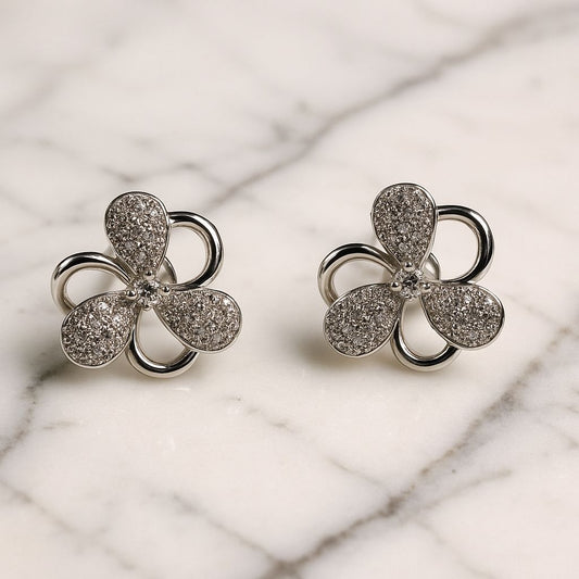 Silver Knotted Earring Stud