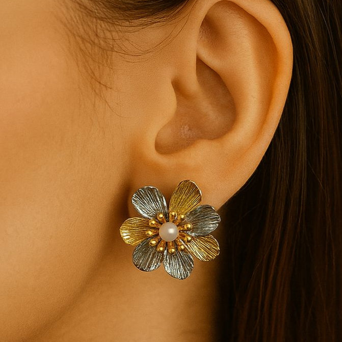 Gold plated Flower Earring