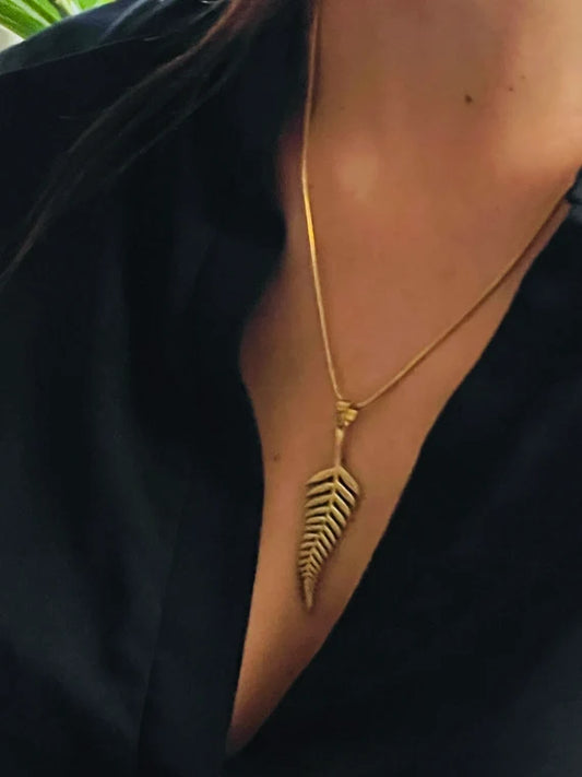 Leaf Pattern Necklace