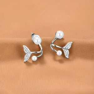Fish Tail Pearl Earring